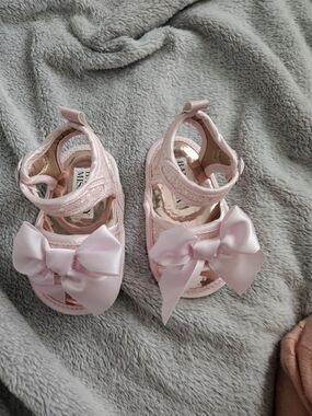 Baby Girls Pink Bow Sandals